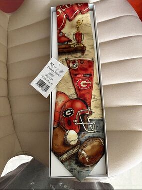 Georgia Bulldogs Vintage Football Tie - Red